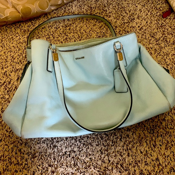 MOVING!!! Closet Clear-out!!! BAG LOT!! All six items!!!! - Picture 2 of 7